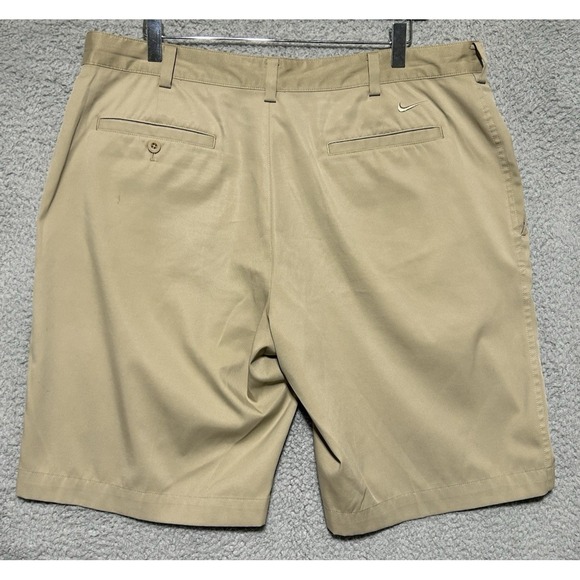 Nike Shorts Mens 36 Beige Tan Khaki Dri Fit Standard Fit Golf Casual Chino - Picture 12 of 14